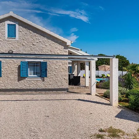 Ani 1 Privlaka (Zadar)